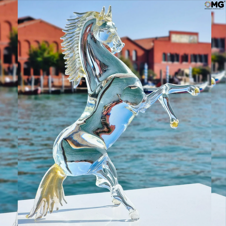 cavallo in vetro